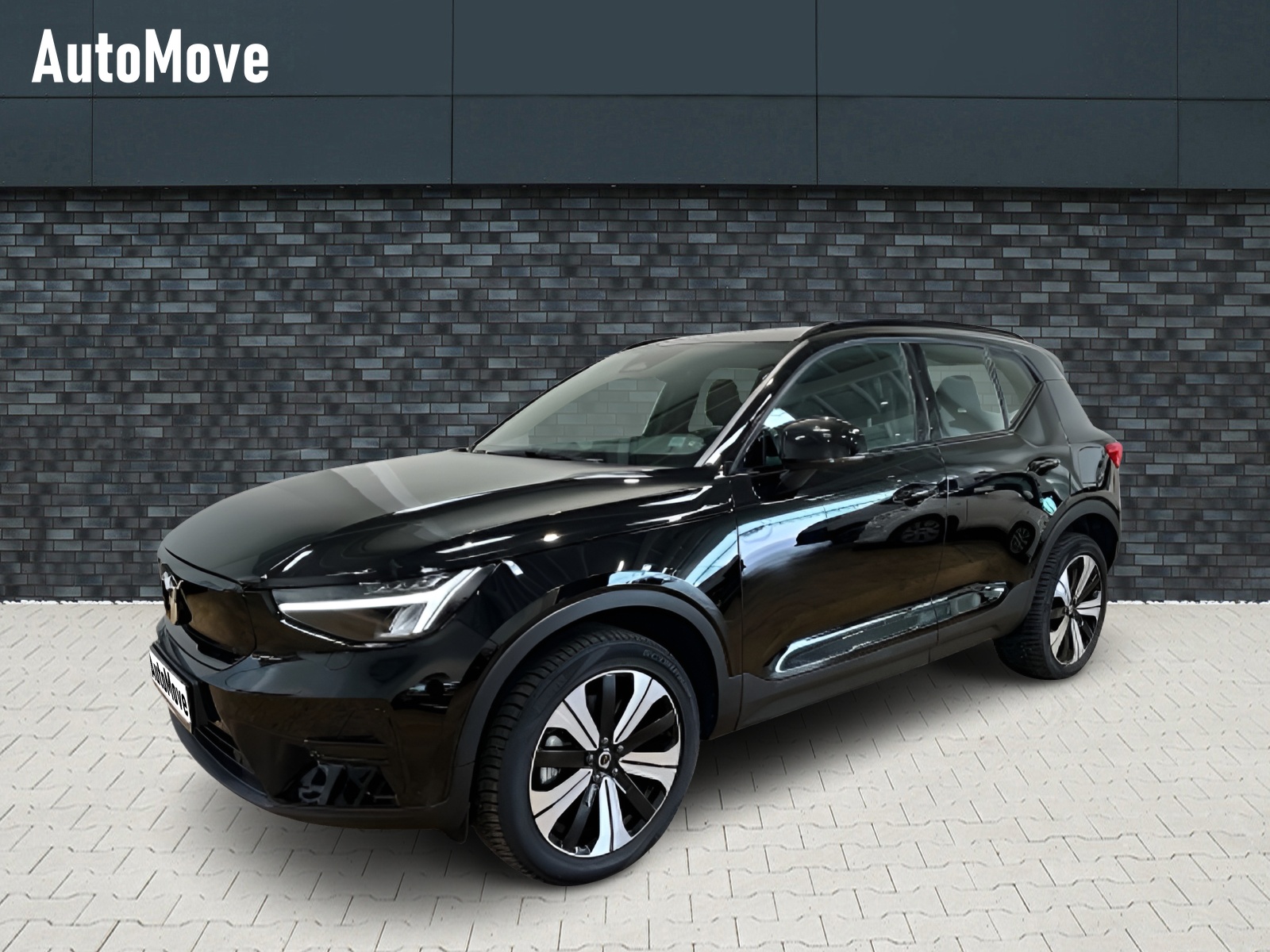 Lej Volvo XC40 hos AutoMove - elbil udlejning fra 5.995 kr./md.